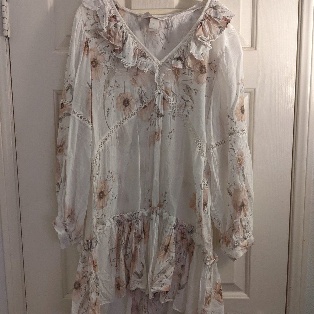 H&M white flouncy floral boho dress coverup 6